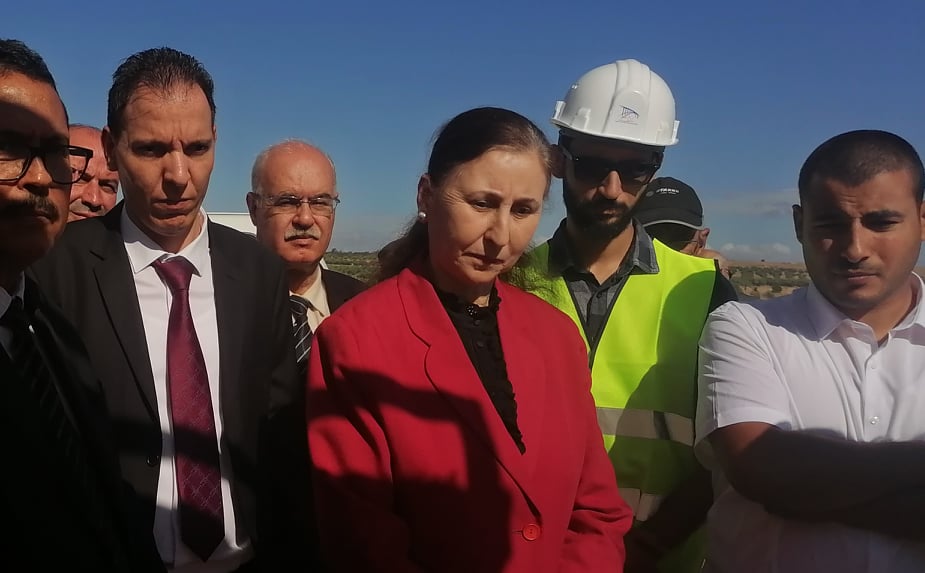 الانطلاق في تهيئة 160 كلم من المسالك الفلاحية بسليانة ..ووزيرة التجهيز تكشف لـ"الصباح نيوز"  